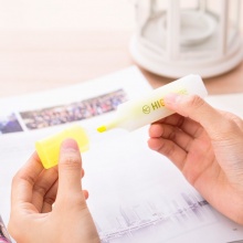 得力 S625 熒光筆 黃色 10支/盒