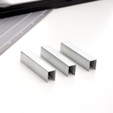 得力 0017 厚層訂書釘 23/17 1000枚/盒